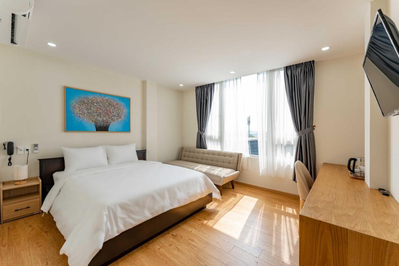 Edoya Hotel Dong Khoi Хошимин Экстерьер фото