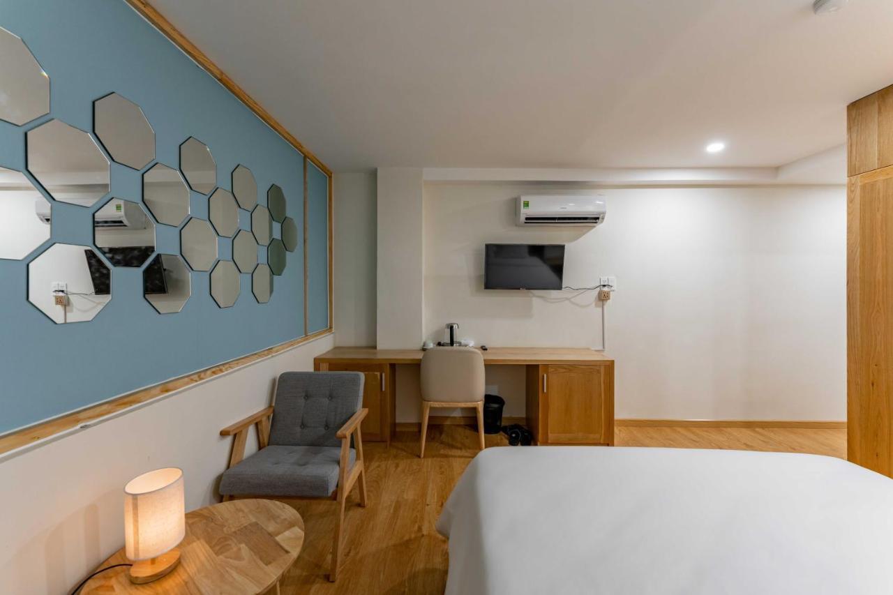 Edoya Hotel Dong Khoi Хошимин Экстерьер фото