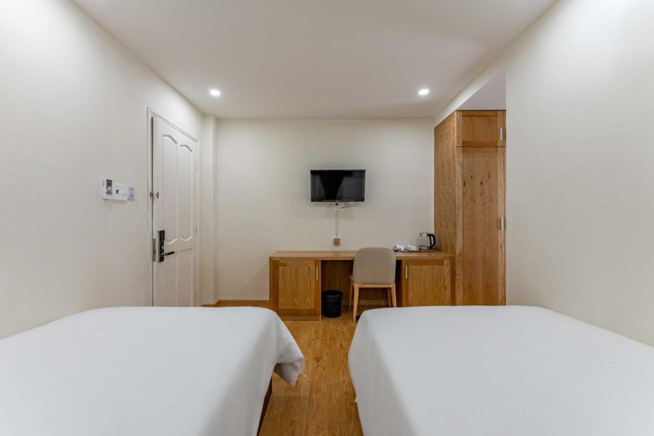 Edoya Hotel Dong Khoi Хошимин Экстерьер фото